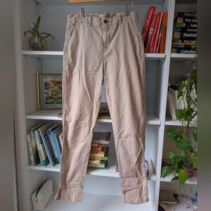 Gap Women's Khaki Pant Girlfriend Chino's Size 4 Tall / Small Preppy Neutral